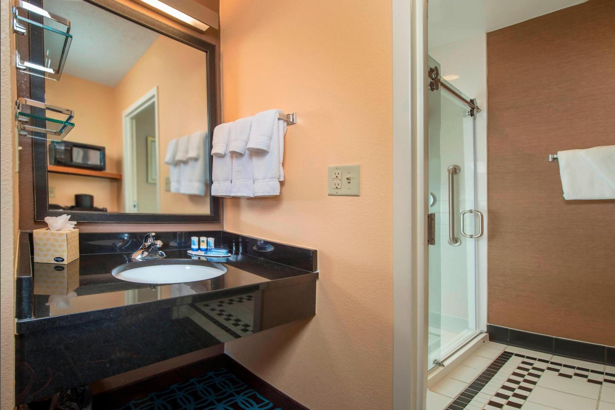 Fairfield Inn & Suites By Marriott פרדריק מראה חיצוני תמונה