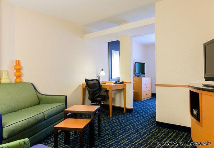 Fairfield Inn & Suites By Marriott פרדריק מראה חיצוני תמונה