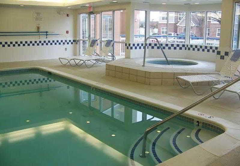Fairfield Inn & Suites By Marriott פרדריק מראה חיצוני תמונה